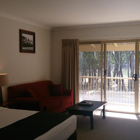 Murray Waters Motor Inn & Apartments Koondrook Δωμάτιο φωτογραφία